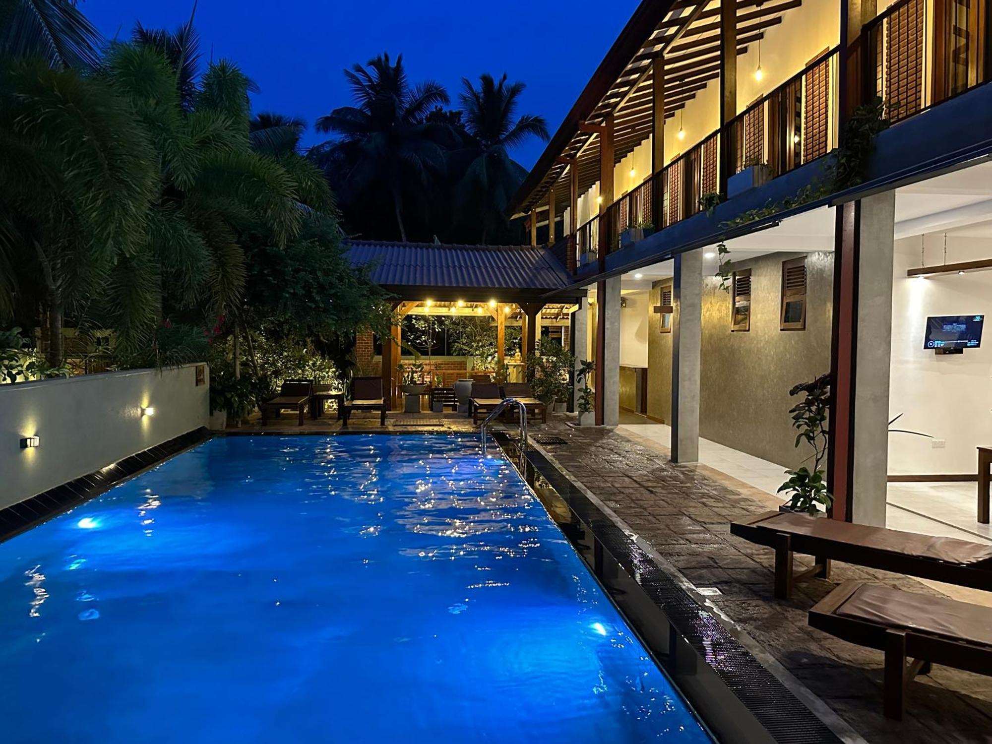 Hotel Heladiv Anuradhapura Luaran gambar