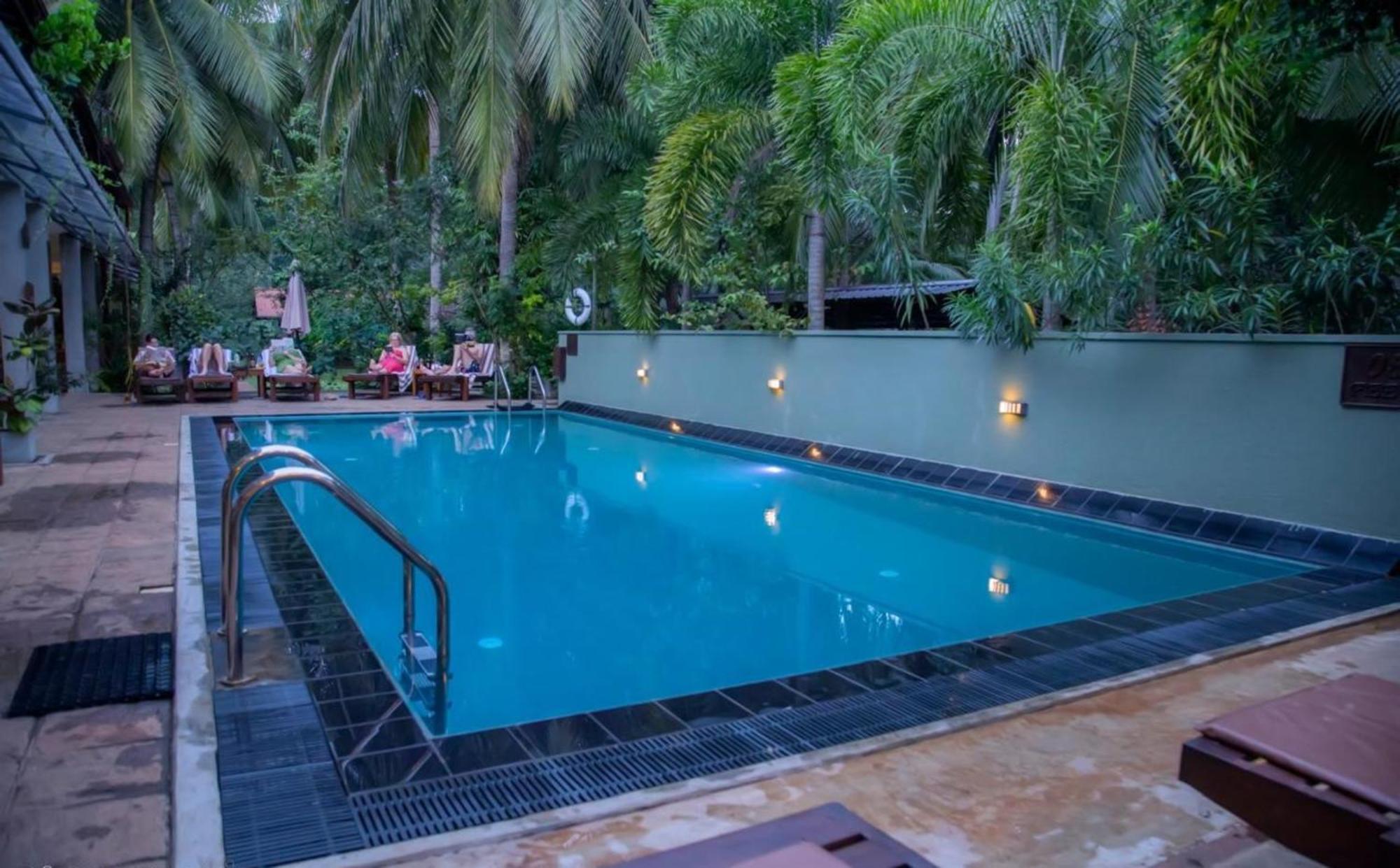 Hotel Heladiv Anuradhapura Luaran gambar