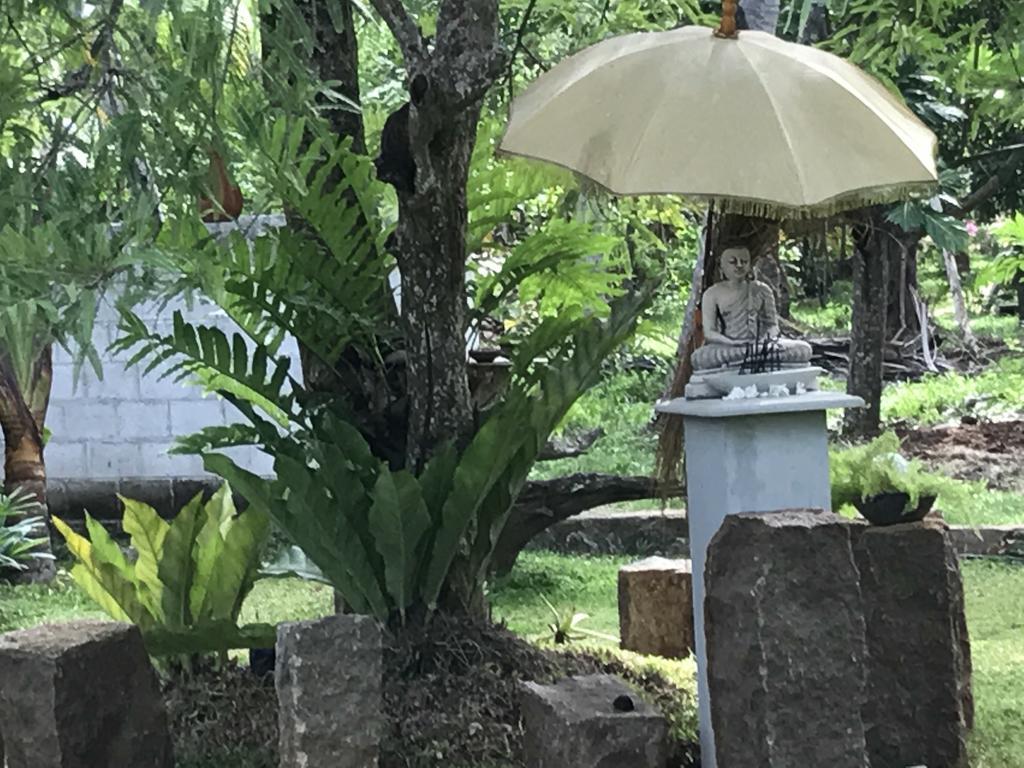 Hotel Heladiv Anuradhapura Luaran gambar