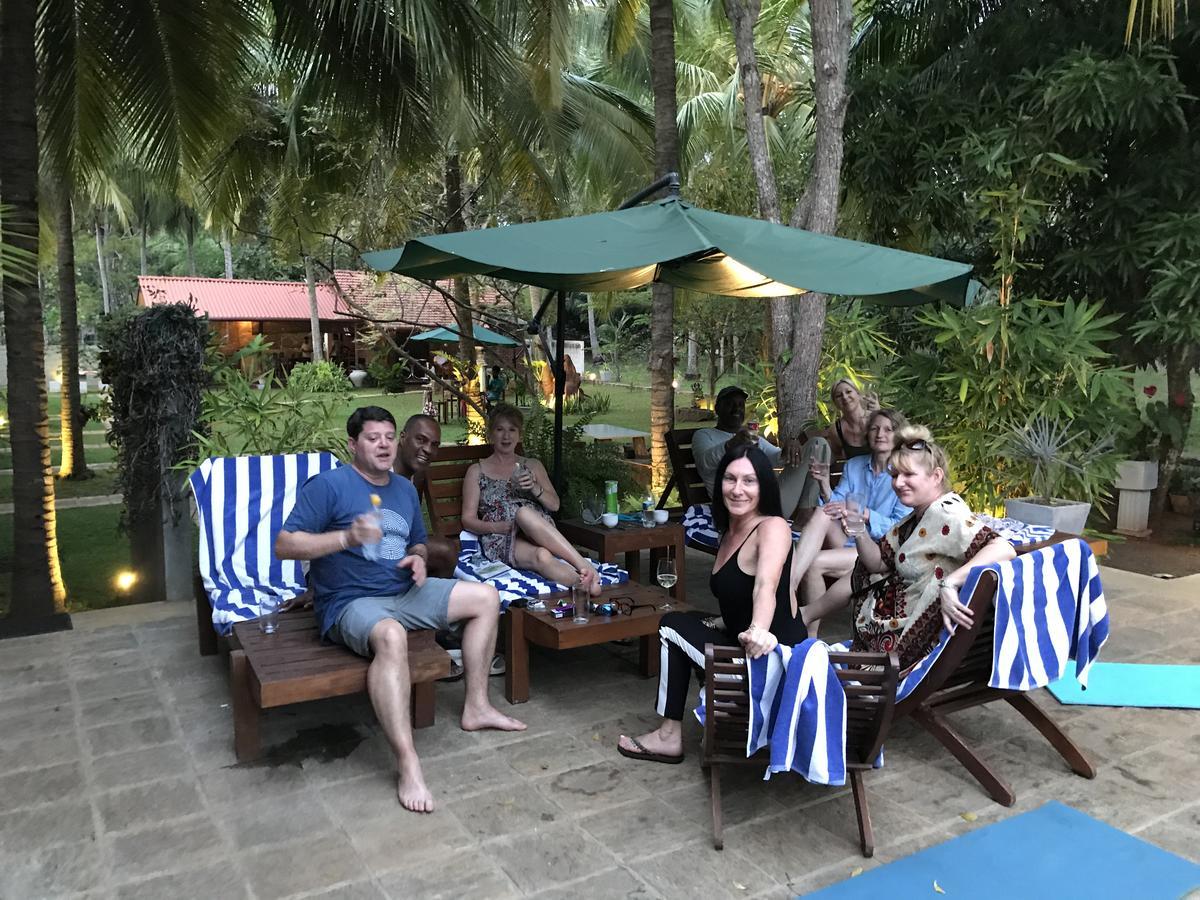Hotel Heladiv Anuradhapura Luaran gambar