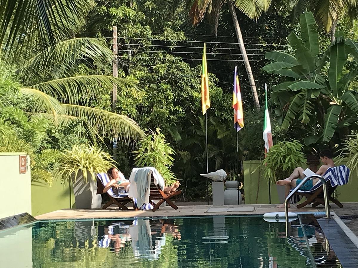 Hotel Heladiv Anuradhapura Luaran gambar