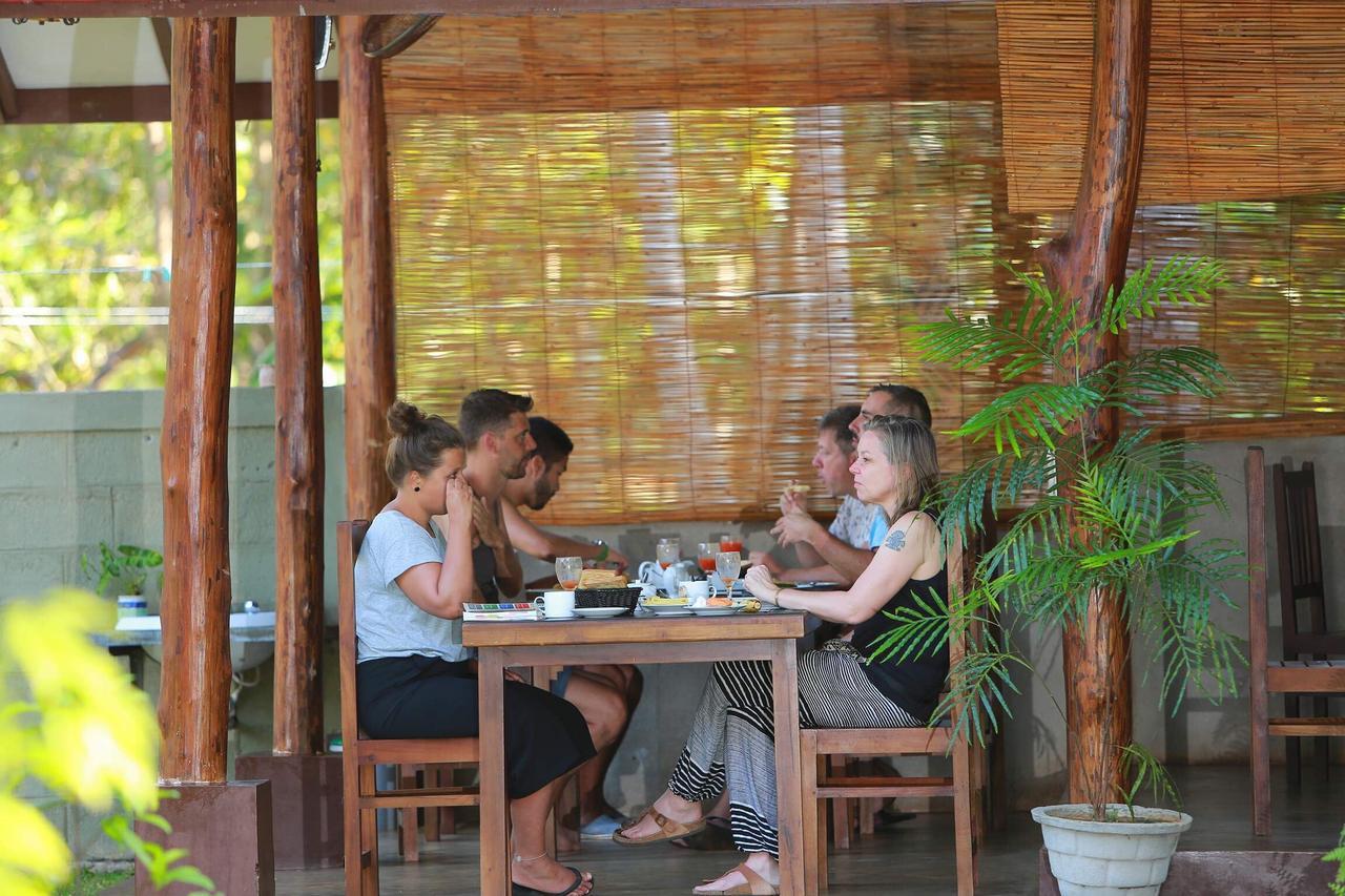 Hotel Heladiv Anuradhapura Luaran gambar